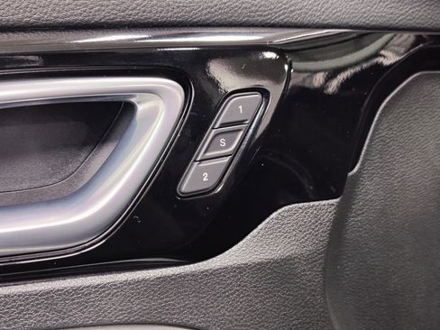 Used 2022 Jeep Compass Trailhawk w/ Trailhawk Elite Group image 17