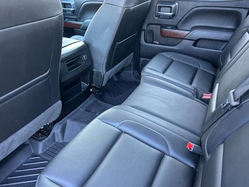 Used 2018 GMC Sierra 2500 SLT w/ Duramax Plus Package image 12