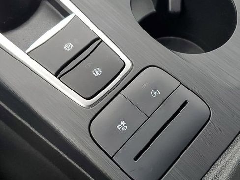 Used 2021 Ford Escape SE w/ Convenience Package image 34