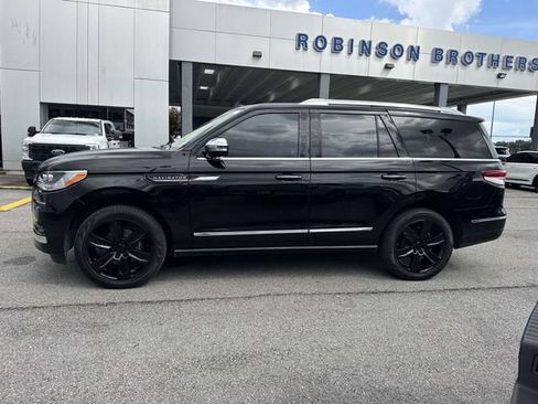 Used 2022 Lincoln Navigator Black Label AWD/4WD image 8