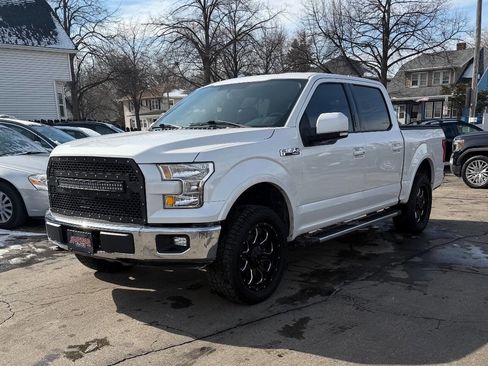Used 2017 Ford F150 Lariat image 2