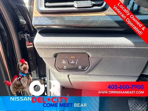 Used 2025 Volkswagen Atlas SE FWD image 30
