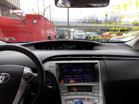 Used 2013 Toyota Prius Persona Series image 12