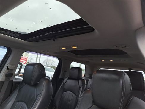 Used 2014 GMC Acadia Denali image 22
