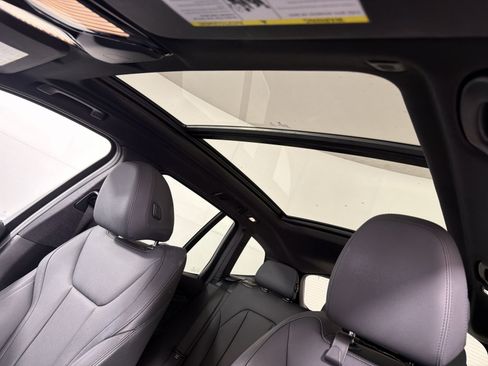 Used 2019 BMW X3 xDrive30i w/ Driving Assistance Package AWD/4WD image 24