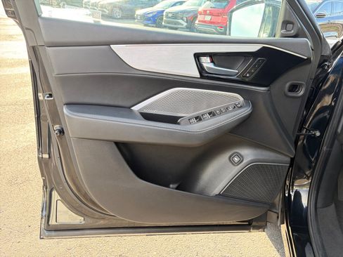 Used 2023 Acura MDX SH-AWD w/ Technology Package image 14