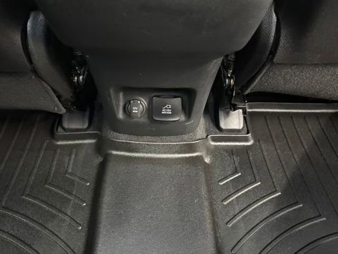 Used 2023 Kia Telluride SX Prestige X-Pro AWD/4WD image 39