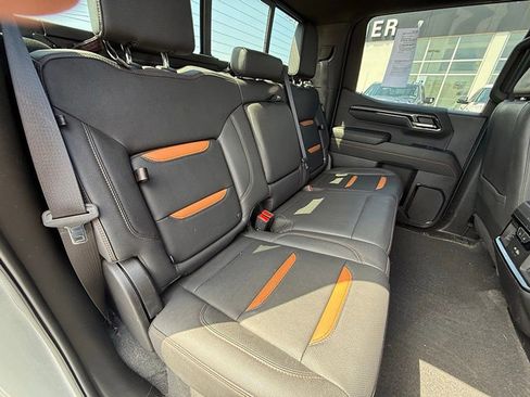 Used 2023 GMC Sierra 1500 AT4 w/ AT4 Premium Package AWD/4WD image 24