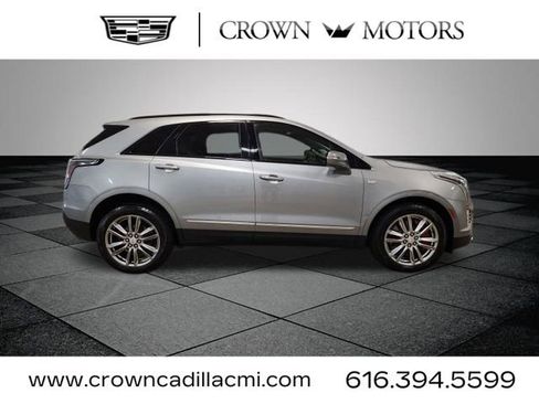 Used 2024 Cadillac XT5 Sportv AWD/4WD image 2