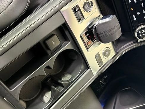 Certified 2025 Jaguar F-PACE R-Dynamic S image 22