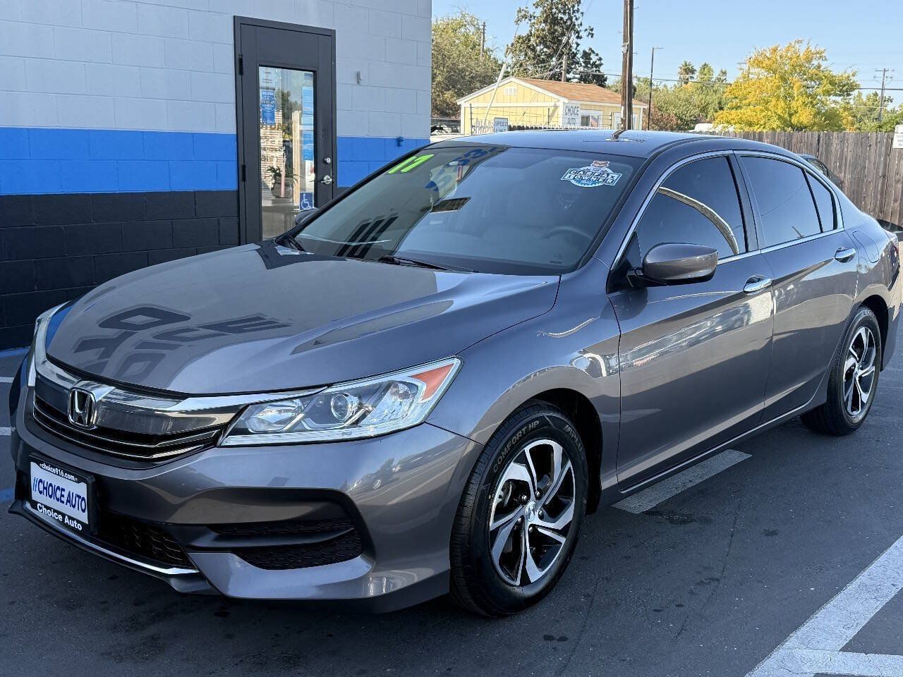 Used 2017 Honda Accord LX image 3