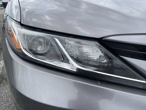 Used 2021 Toyota Camry LE FWD image 12