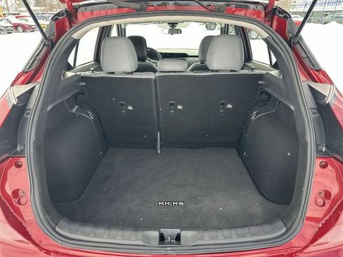 Used 2023 Nissan Kicks SR w/ SR Premium Package image 21