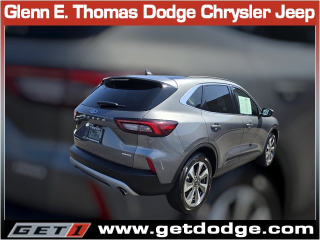 Used 2025 Ford Escape Platinum AWD/4WD image 7