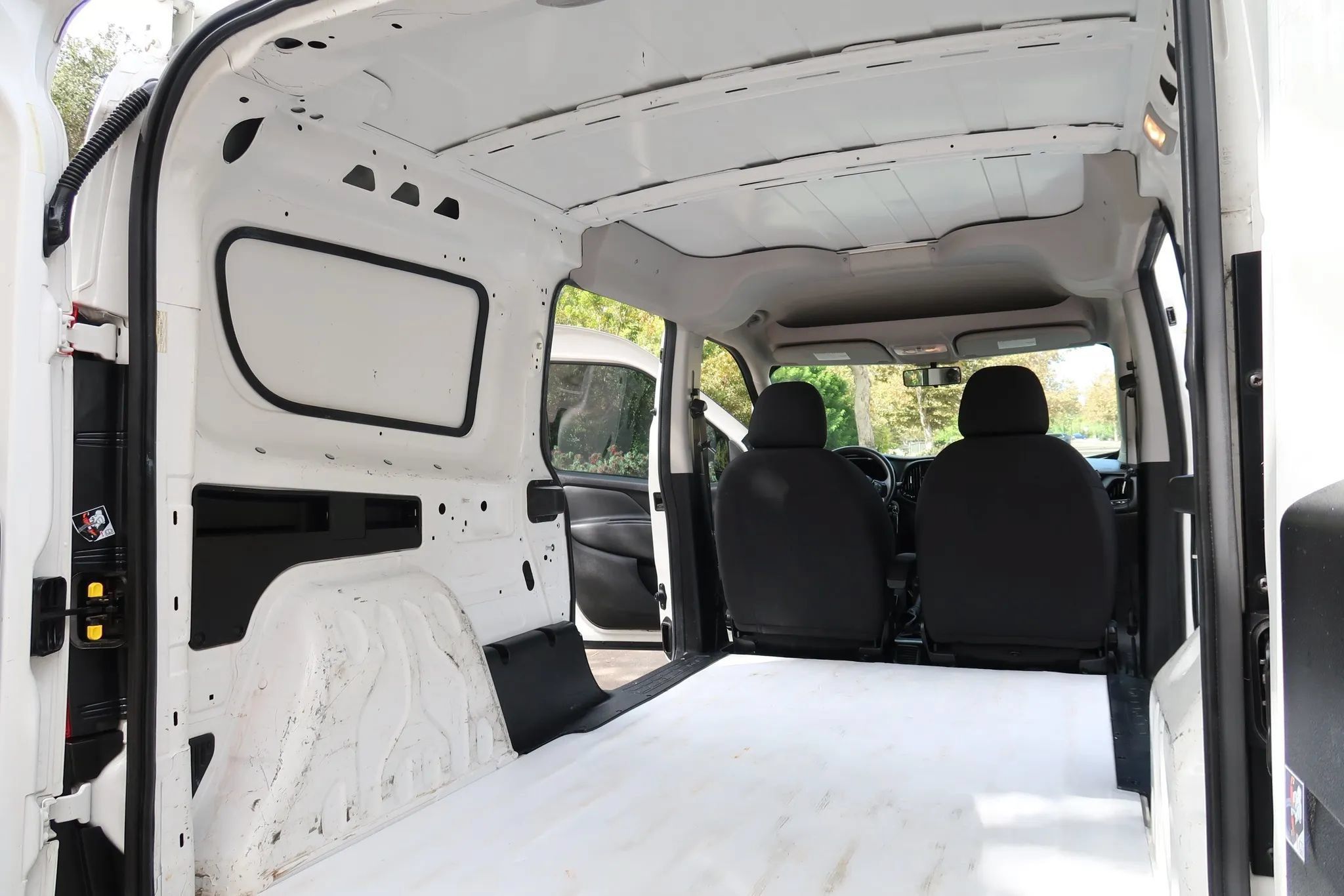 Used 2018 RAM ProMaster City Tradesman FWD image 20