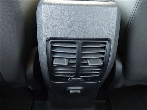 Used 2018 Ford Escape SE AWD/4WD image 15