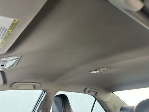 Used 2016 Toyota Camry SE FWD image 21