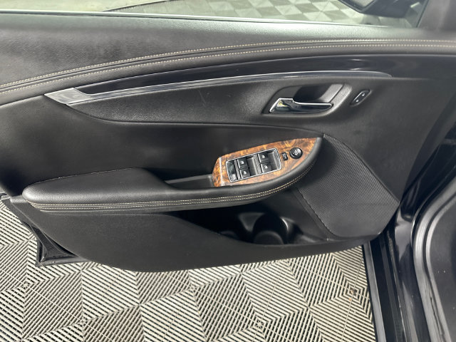 Used 2014 Chevrolet Impala LT w/ Convenience Package FWD image 6