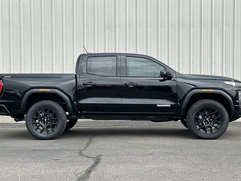 New 2025 GMC Canyon Elevation w/ Convenience Package image 4