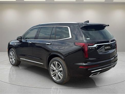 New 2025 Cadillac XT6 Premium Luxury w/ Technology Package image 3