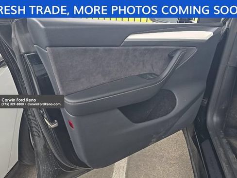 Used 2024 Tesla Model Y Long Range AWD/4WD image 13