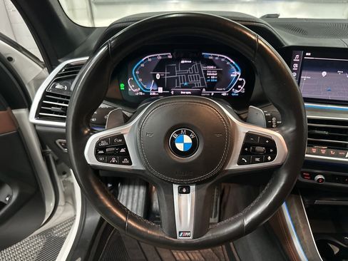 Used 2021 BMW X5 xDrive45e w/ M Sport Package image 16