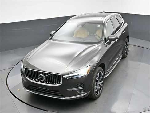 Used 2022 Volvo XC60 B6 Inscription w/ Advanced Package image 46