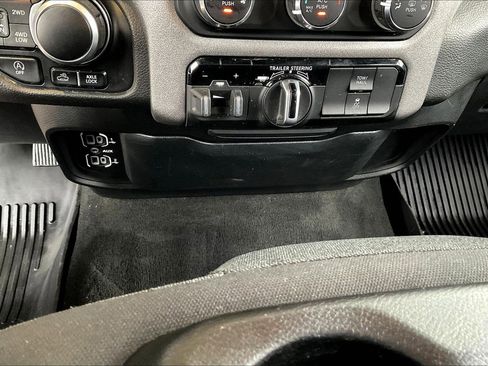 Used 2024 RAM 1500 Tradesman w/ Warlock PACKAGE AWD/4WD image 16