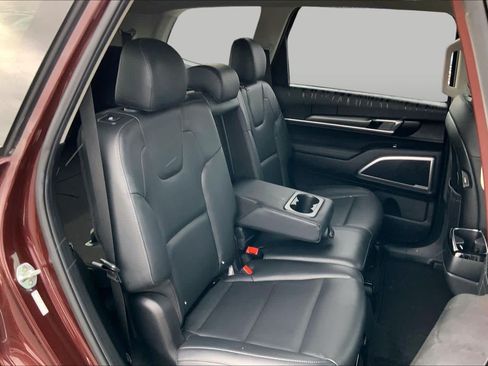 Used 2020 Kia Telluride LX FWD image 18