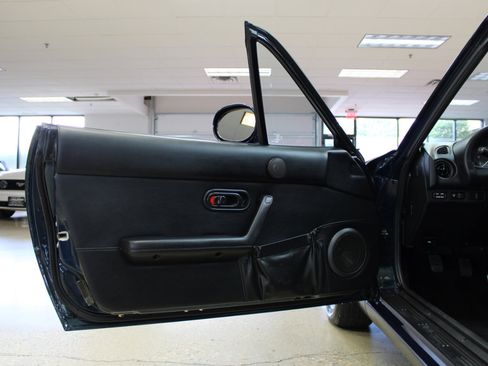 Used 1996 MAZDA MX-5 Miata image 31