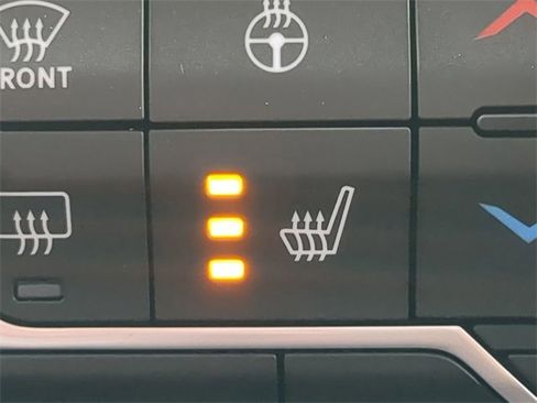 New 2025 Jeep Wrangler Sahara image 27