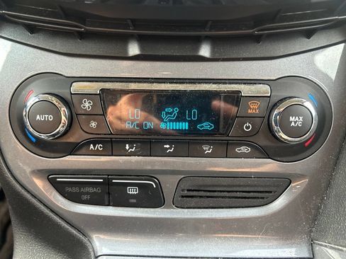 Used 2012 Ford Focus Titanium FWD image 26