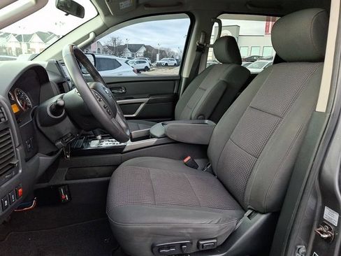 Used 2015 Nissan Titan SV w/ SV Value Truck Package image 18