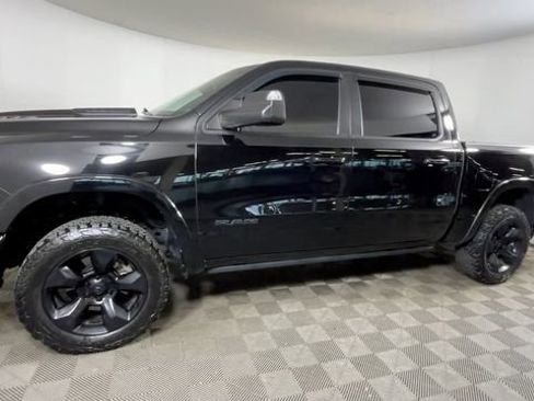 Used 2019 RAM 1500 Laramie AWD/4WD image 8