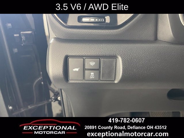 Used 2024 Honda Pilot Elite image 36