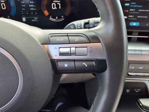 Used 2025 Hyundai Kona SEL AWD/4WD image 13