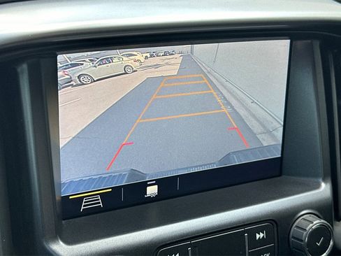 Used 2021 Chevrolet Colorado ZR2 image 22