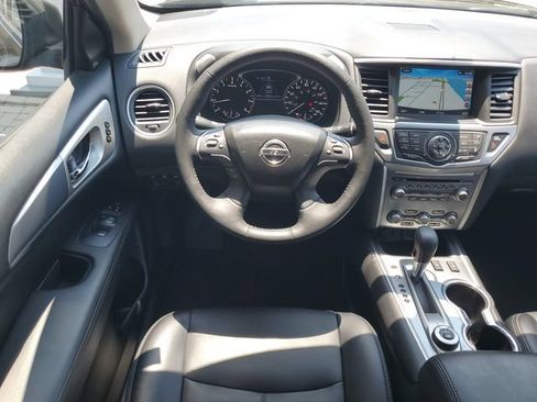 Used 2019 Nissan Pathfinder SL AWD/4WD image 33