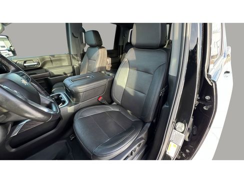 Certified 2022 Chevrolet Silverado 3500 LTZ w/ LTZ Premium Package image 24