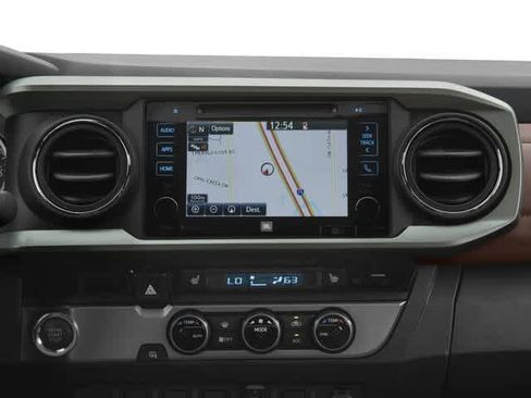 Used 2018 Toyota Tacoma Limited AWD/4WD image 10
