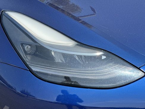 Used 2021 Tesla Model 3 Standard Range Plus RWD image 11
