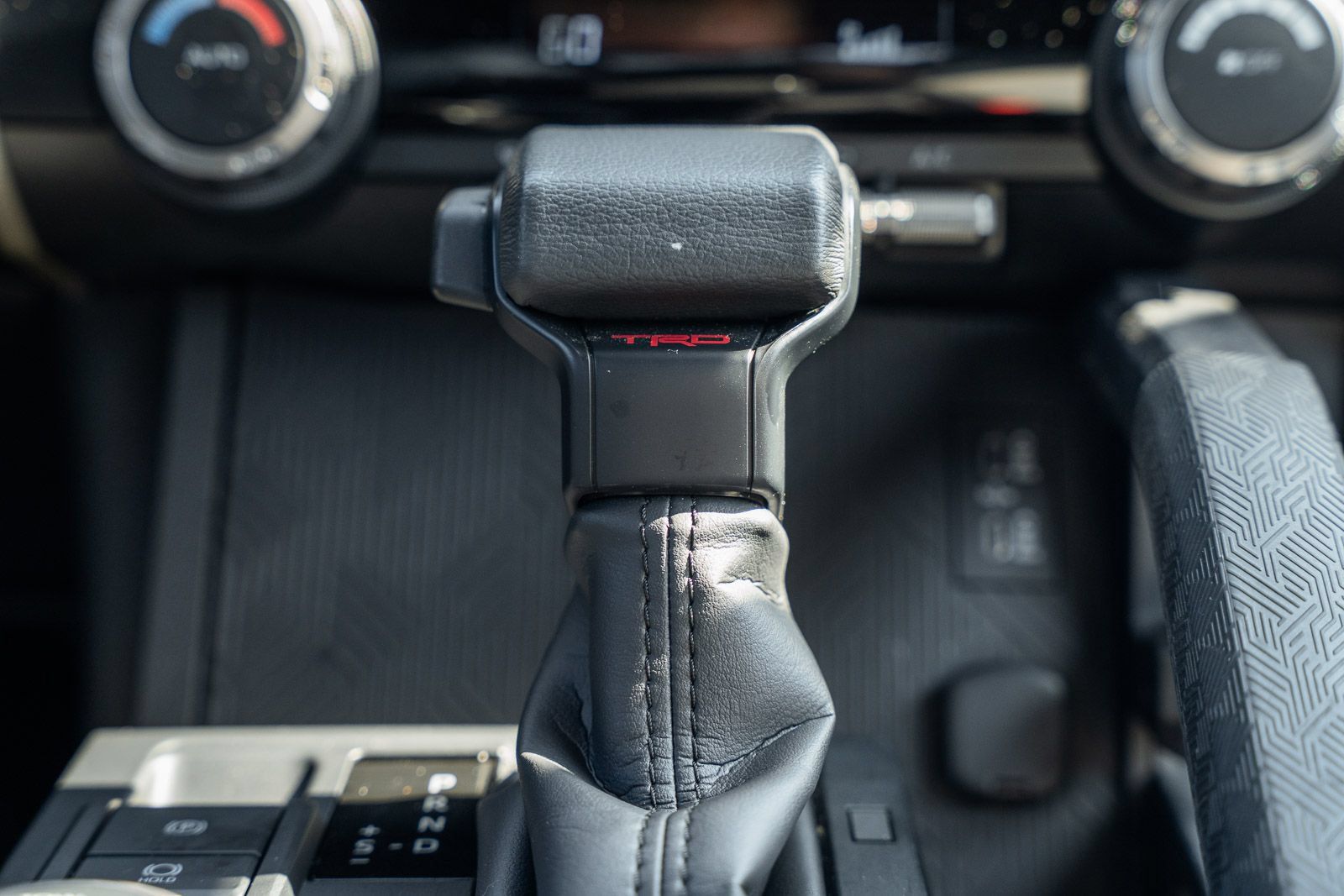 Used 2025 Toyota Tacoma TRD Sport AWD/4WD image 33