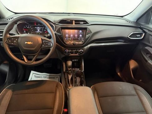 Used 2023 Chevrolet TrailBlazer LT w/ Convenience Package AWD/4WD image 34