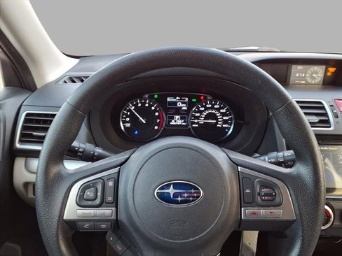 Used 2018 Subaru Forester 2.5i Premium image 6