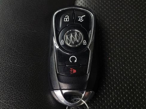 Used 2019 Buick Envision Premium image 32