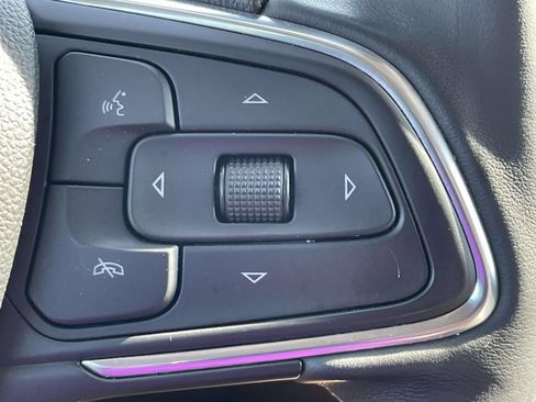 Used 2021 Buick Encore GX Select w/ Advanced Technology Package FWD image 29