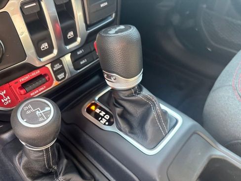 New 2025 Jeep Wrangler Rubicon w/ Convenience Group image 25