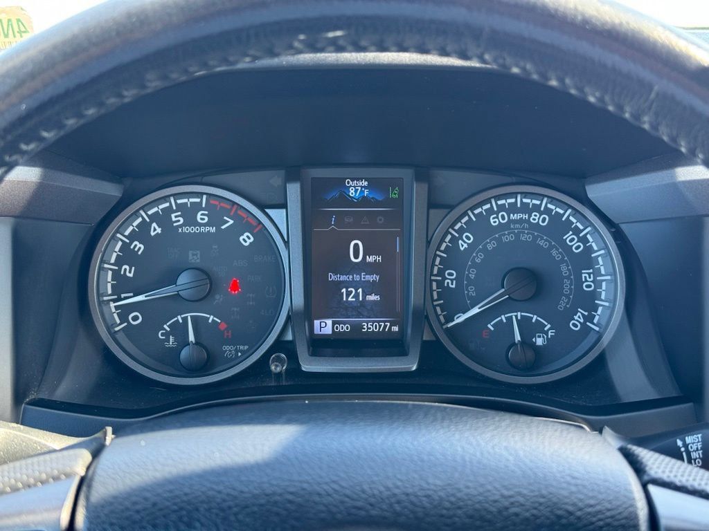 Used 2023 Toyota Tacoma TRD Sport w/ Black Out Package (TMS) AWD/4WD image 12