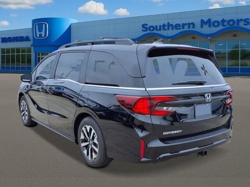 Used 2026 Honda Odyssey EX-L image 2