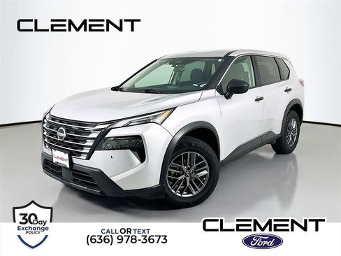 Used 2024 Nissan Rogue S AWD/4WD image 1